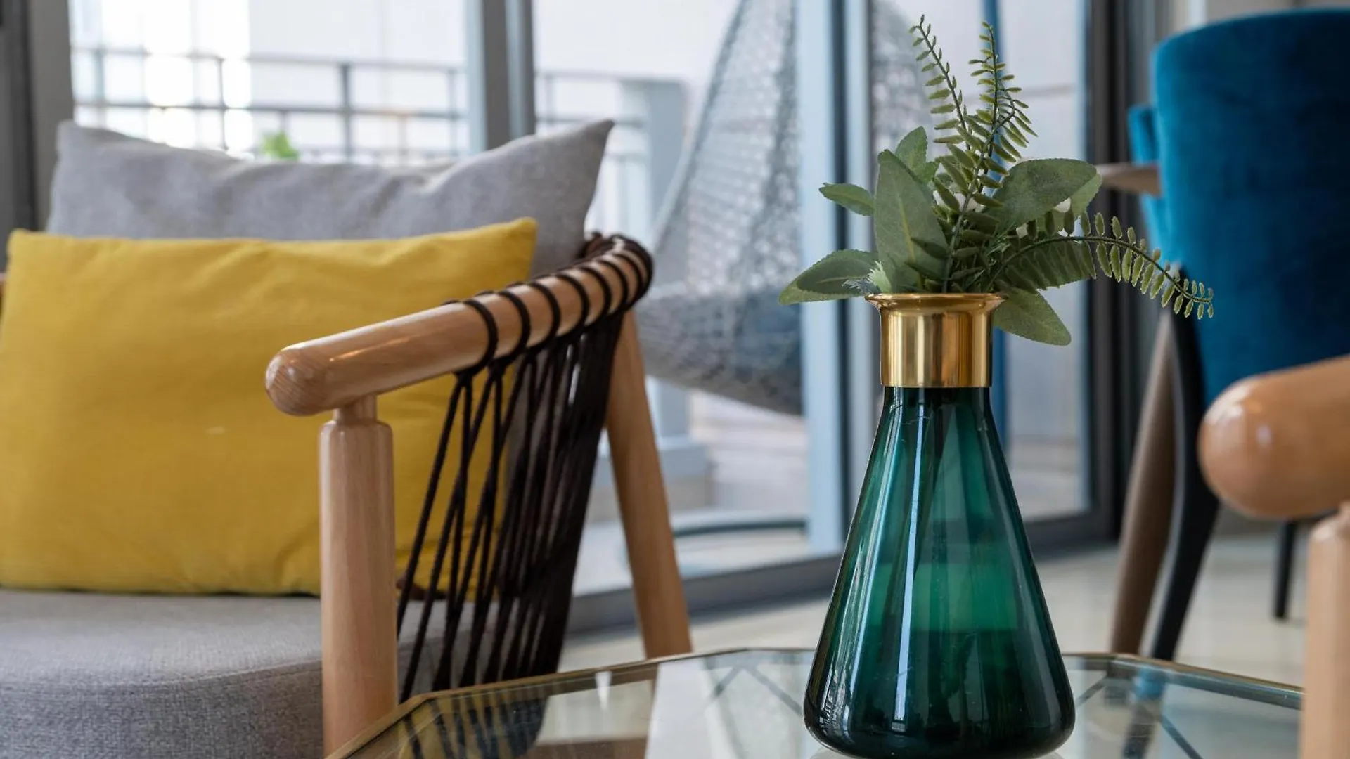 Apartment Burj Khalifa Views - 5 Min Walk From Dubai Mall - Upgraded - Designer Choice - 8 People - Dubai Opera